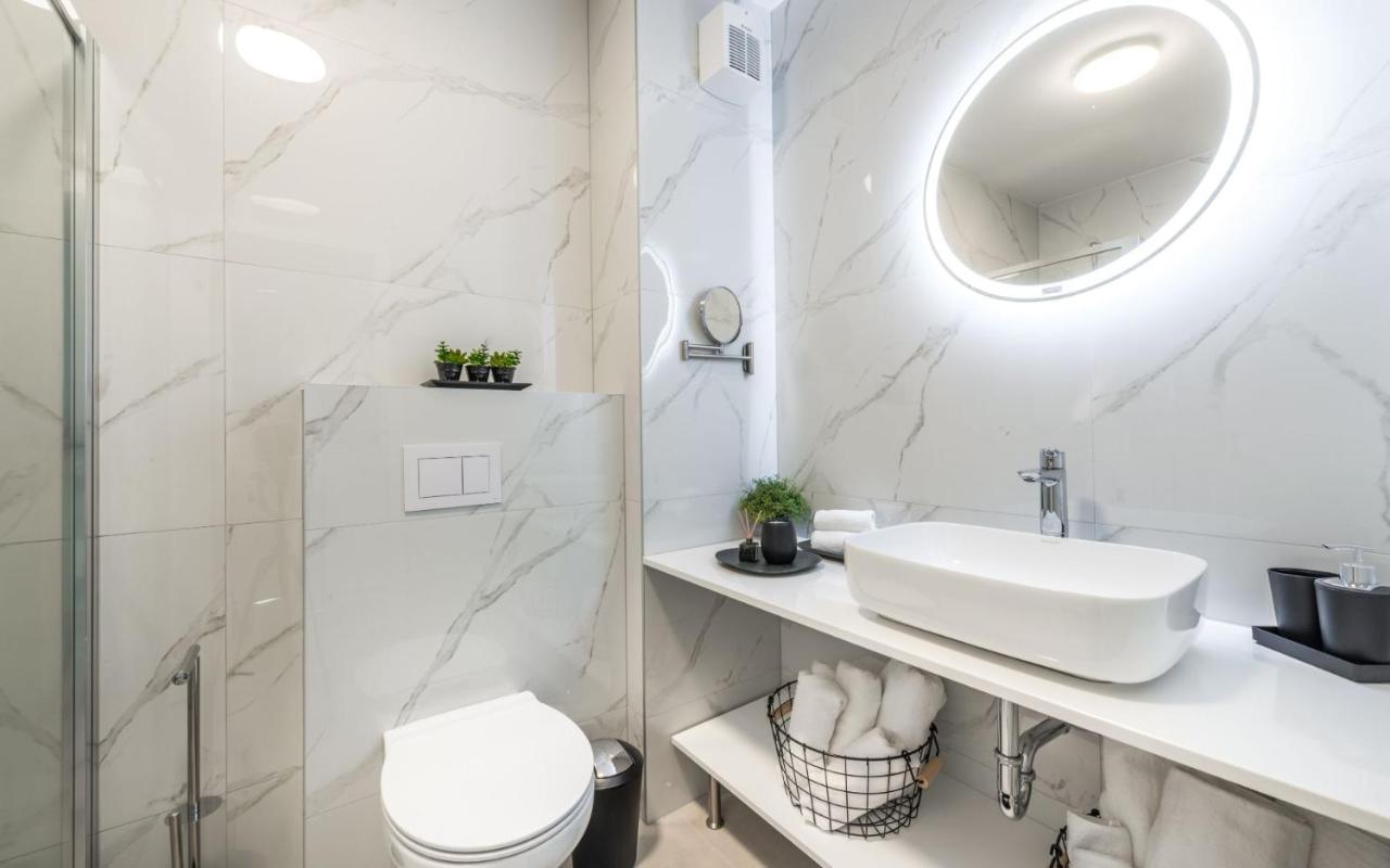 Chic Apartments Дубровник Екстериор снимка