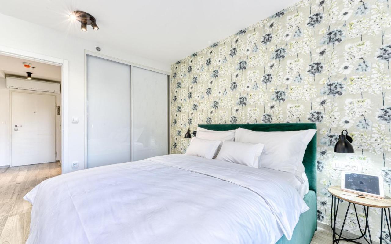 Chic Apartments Дубровник Екстериор снимка
