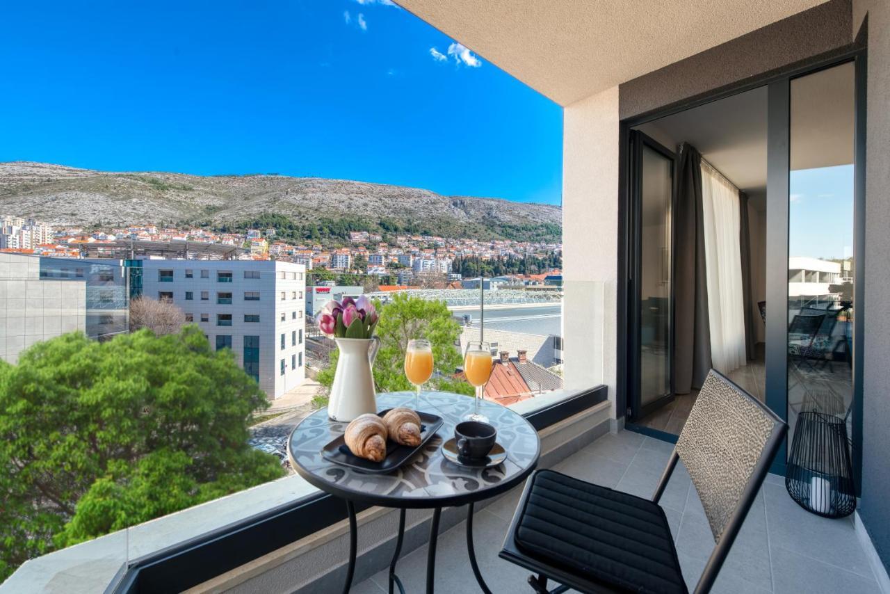 Chic Apartments Дубровник Екстериор снимка
